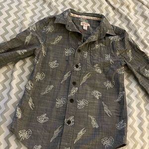 button down shirt gray with white dinosaurs for boys small 6/7